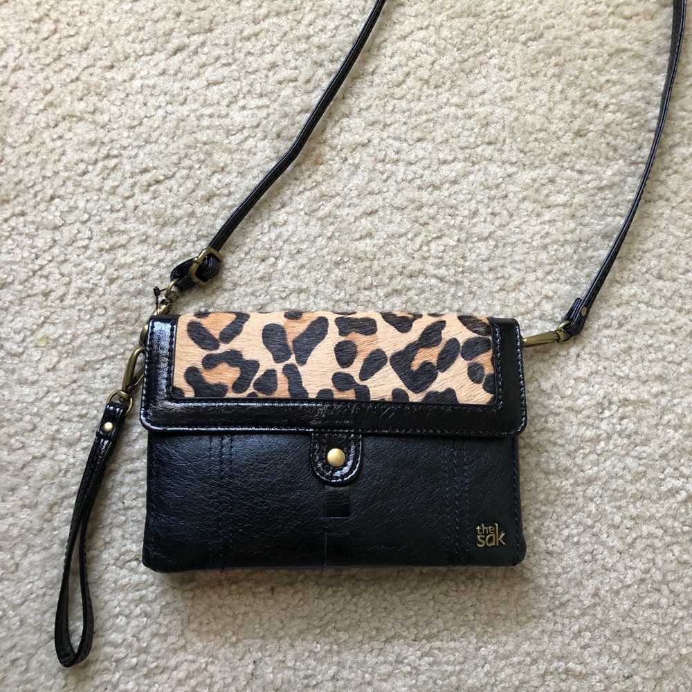 🚨SALE- send an offer!! The SAK purse